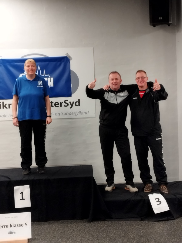 Nina Pedersen fra Raklev samt Anders Andreasen og Peter Bondesen fra Årby